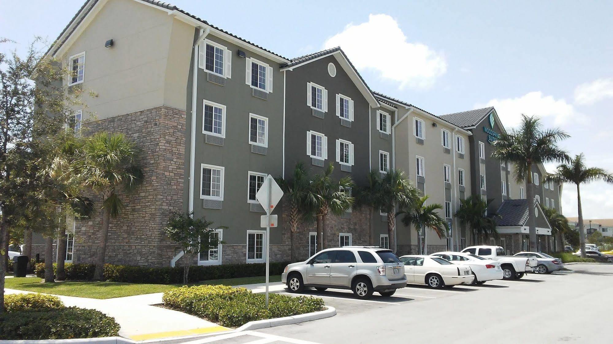 Extended Stay America Select Suites - Fort Lauderdale - Airport - West ภายนอก รูปภาพ